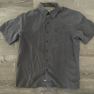 Men’s Quicksilver Button Down
